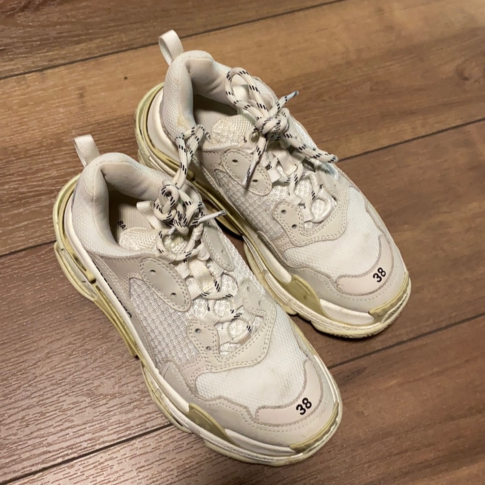 Women’s balenciaga triple s sneaker